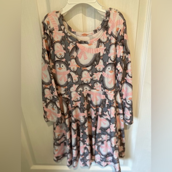 Penguin winter dress so soft! - Picture 2 of 2